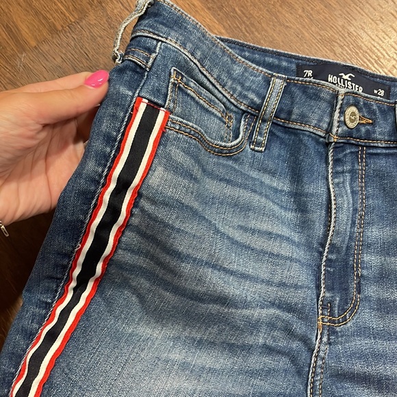 Hollister-7R - Picture 5 of 6